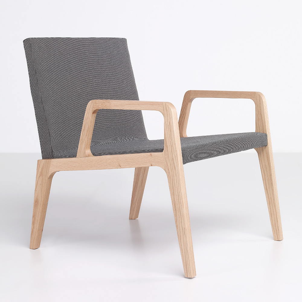 Jane Hamley Wells VIK_41-210_B modern upholstered lounge chair oak wood legs
